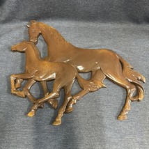 Vtg Syroco Wood wall Art Horses - Mare &amp; Colt 16”x 14.5” Syracuse Orname... - £30.79 GBP