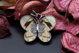 Navia Jewelry Butterfly Wings Delias anjae Silver Pendant NP-50F Korea - £78.75 GBP