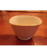 LENOX SPECIAL SQUARE NUT/CANDYBOWL, CREAM COLOR, GOLD TRIM, APPROX 4-1/4... - £8.84 GBP