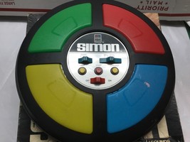Vintage 1978 Milton Bradley MB Simon Says Electronic GAME Original Not Working!! - £10.90 GBP