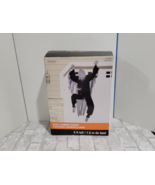 5ft Lifesize Climbing Dead Zombie Outdoor Halloween Decor Haunted House ... - $58.54 CAD
