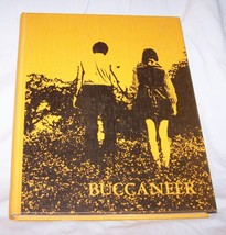 1972-73 Buccaneer Yearbook-Blinn College-Brenham, TX - $466.39 MXN