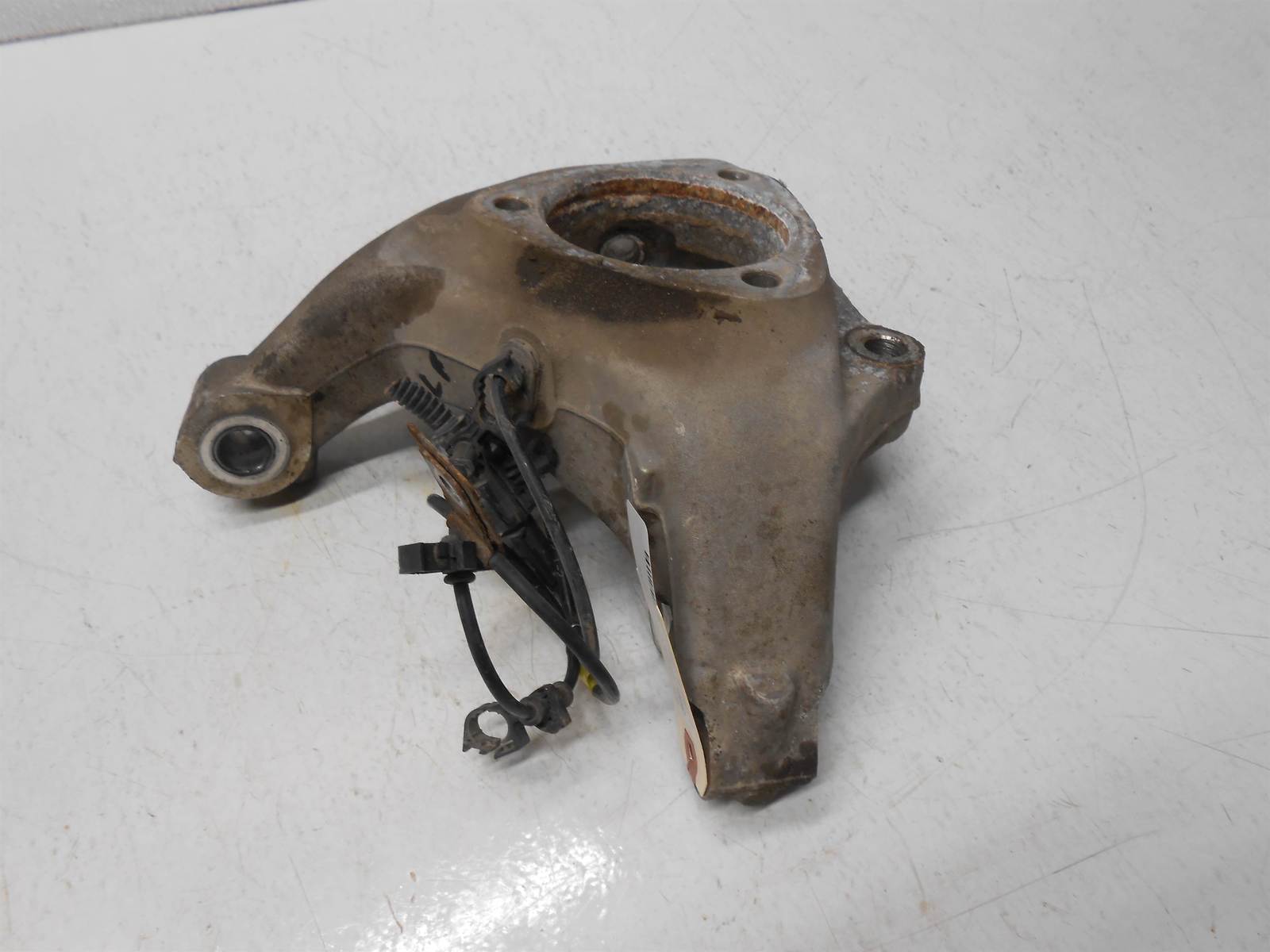 2010-2017 Chevrolet Equinox GMC Terrain Front Left Driver Spindle Knuckle - $44.99