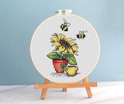 Sunflowers cross stitch bee pattern pdf - Summer bee cross stitch sunflower embr - £4.86 GBP