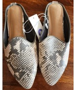 Universal Thread™ ~ Flat ~ Slip On ~ VIOLET ~ Size 8 ~ ~ Animal Print Shoes - $30.69 CAD