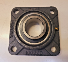 SST 4-Bolt Flange Mounted Bearing F209NA | 100220 | 1-3/4&quot; |  UC209-28 - $1,046.81 MXN