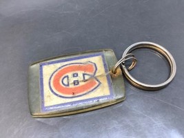 Vintage Nhl Team Logo Keyring Montreal Canadiens Keychain Ancien Porte-Clés Lnh - £2.95 GBP