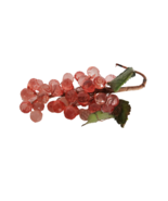 Vintage acrylic Lucite red cranberry tones crackle grape bunch - $279.65 MXN