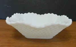 Diamond Patten White Milk Glass Ruffled Edge Candy Dish Saw Tooth Edge V... - £13.35 GBP