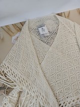 HangErFeng Shoulder scarves,Lightweight Openwork Shawl Wrap with Tassel Fringe image 3