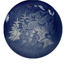 Christmas B & G Plate Peace Denmark Blue 9081 Copenhagen Porcelain 1981 - $19.12