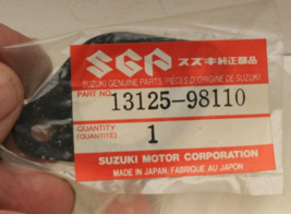 Lot of THREE 3 Genuine Suzuki Outboard 6Hp Carburetor Gasket 13125-98110 - £7.80 GBP