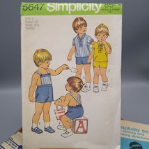 UNCUT Vintage Sewing PATTERN Simplicity 5647, Childrens Toddler 1973 Shirt - $10.70