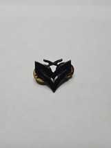 Vintage US Military Pin, Gold Tone/Black, &quot;V&quot; Shape, 1&#39;&#39; Length - £7.46 GBP