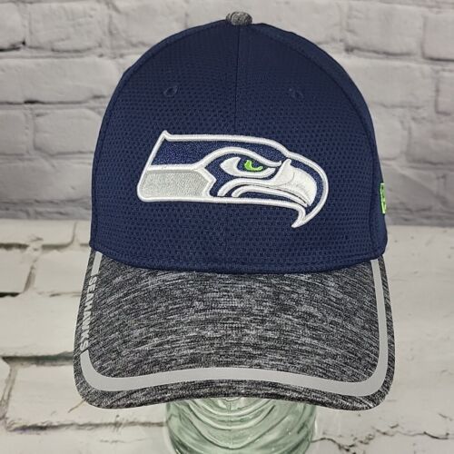 New Era NFL Seattle Seahawks Fitted Hat Size Med-Large  - $19.79