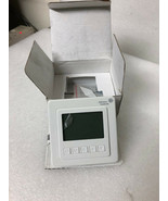 Johnson Controls 003/T5200-TC-9JS0 T5000 LCD Digital Fan Coil Thermostat... - $551.24 CAD