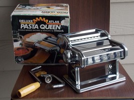 Deluxe Atlas Pasta Queen Noodle Making Machine By Marcato Himark - $45.00