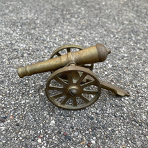 Vintage Miniature Brass CANNON Swivels Up &amp; Down Rolling Wheels Flat Scr... - £13.91 GBP