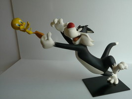 Extremely Rare! Sylvester Snatching Tweety in Mid Air Leblon Delienne Big Statue - £1,690.03 GBP