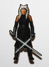 Star Wars Ahsoka Tano Holding Her Dual Lightsabers Die-Cut Metal Pin NEW... - £7.65 GBP