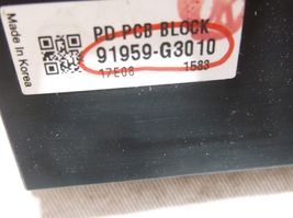 18-19-20  HYUNDAI ELANTRA GT  / PCB/  FUSE/BOX/BLOCK image 3