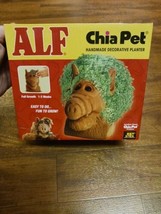 Alf Chia Pet Plant Bust Television Alien Life Form Paul Fusco Tanner NBC Gift - £23.80 GBP