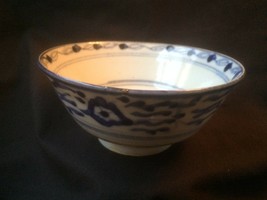 Antique chinese porcelain / pottery rice bowl blue and white - $125.00
