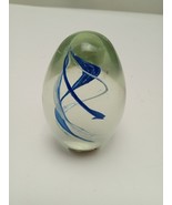 Vintage Handblown Glass Egg Shaped Paperweight with Blue and Frosted Ribbon - $185.31 MXN