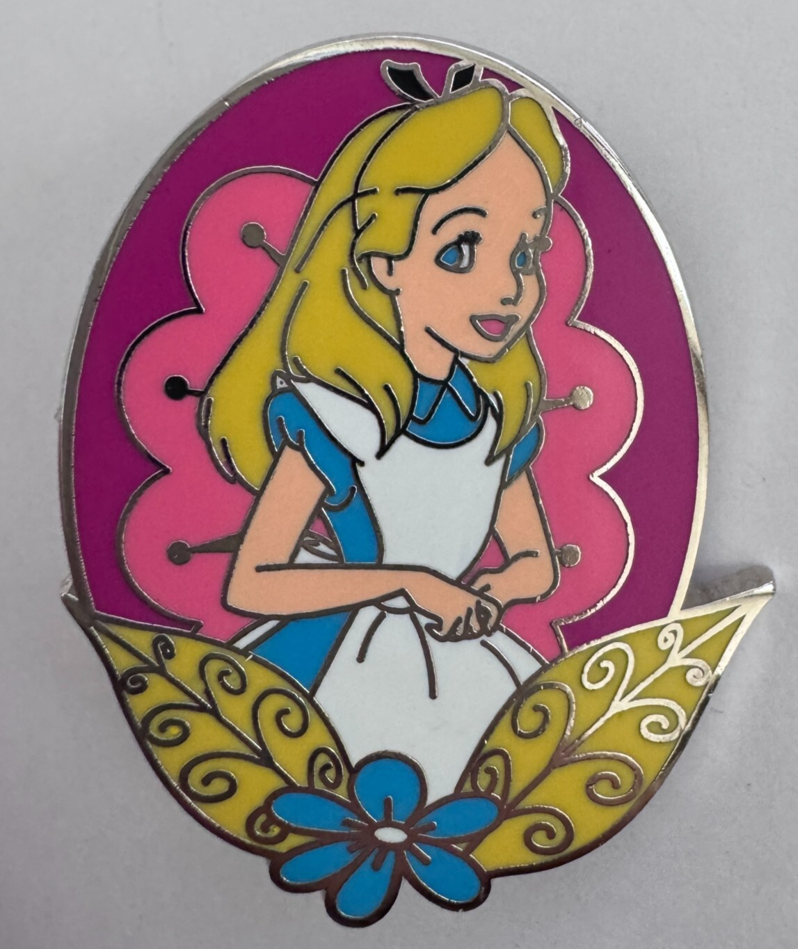 Disney Alice In Wonderland 2014 Floral Flower Pin - $19.79