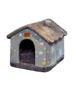  DOG HOUSE Winter Dog Villa LARGE - $129.90
