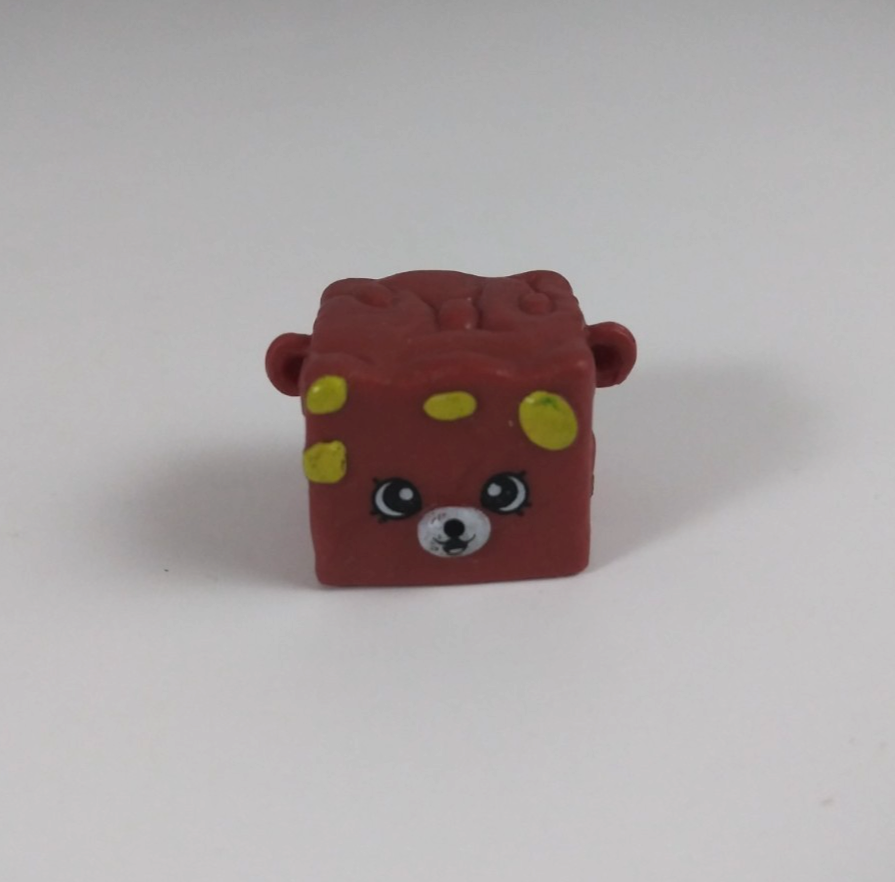 Moose Shopkins Season 5 Sweet Treats Petkins Brown Rockin&#39; Choc - $4.84