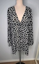 In Gear XL Tunic Top Cover Up Black Circle Print V Neck Angel Sleeves Ti... - $17.92