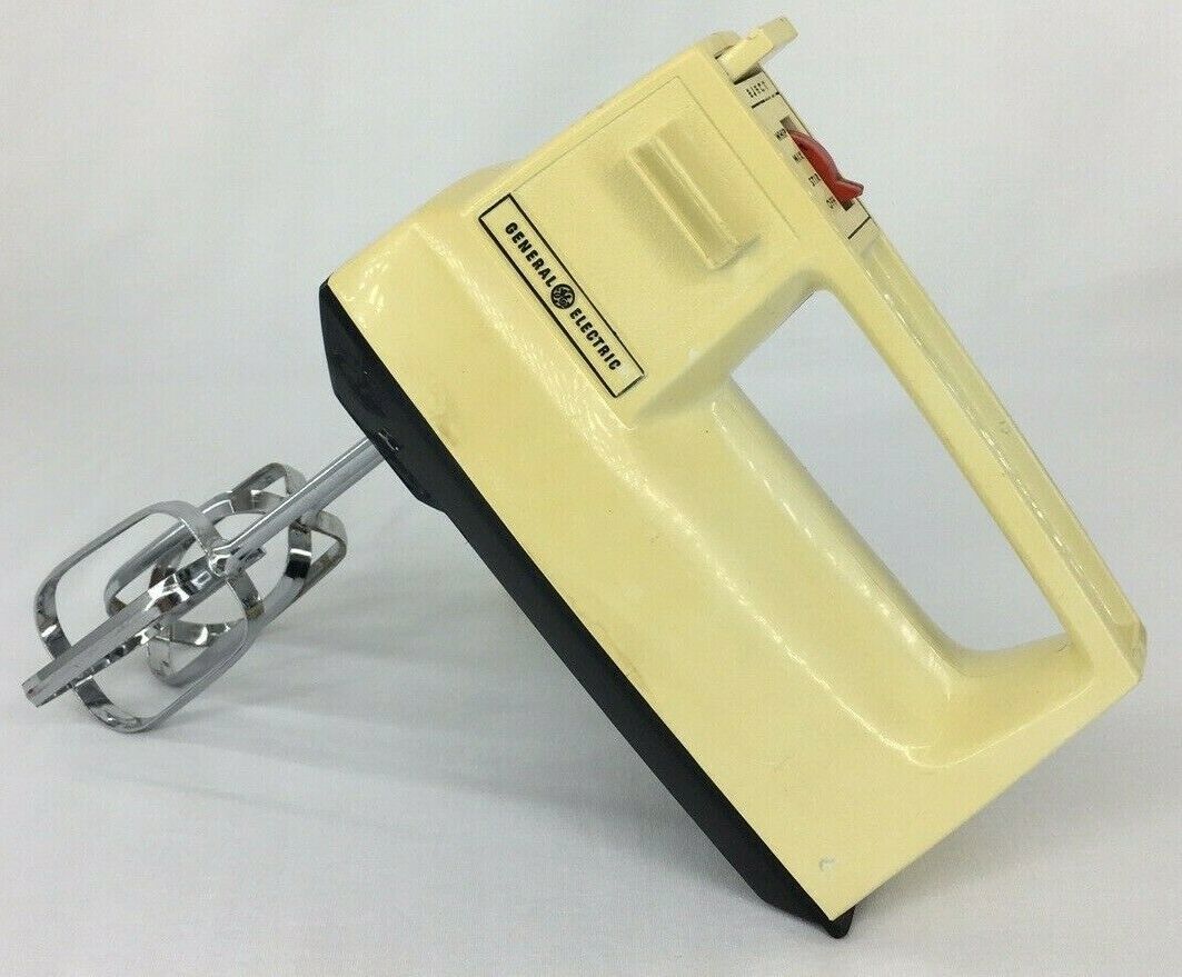 Vintage GE General Electric 3speed Hand Mixer Almond Black D1M24 Works