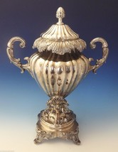 English Silverplate Hot Water Urn with Leaf and Scrollwork Motif (#0204) - £2,219.47 GBP