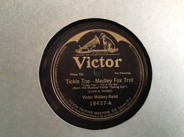 Victory Military Band - Tickle Toe / Going Up - Victor 18437 - £7.46 GBP