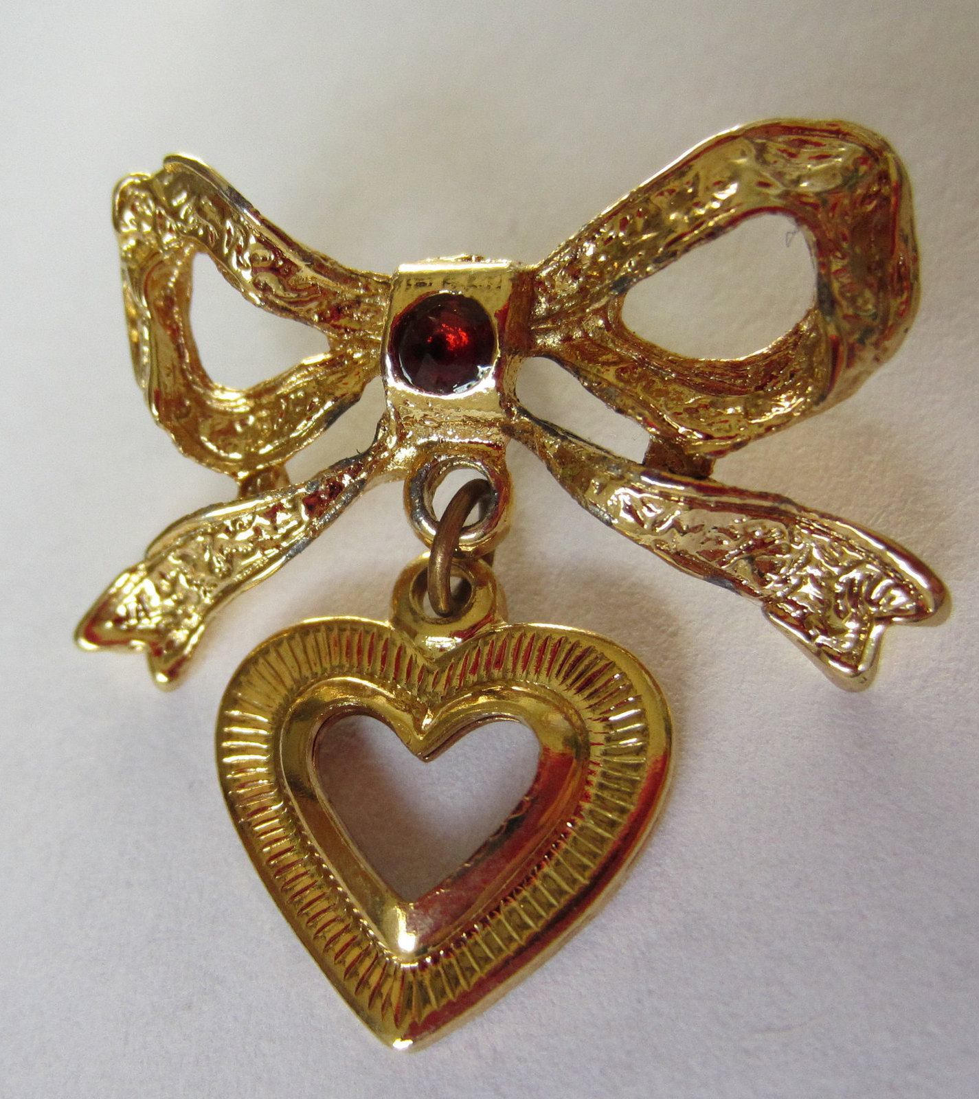 Primary image for Vintage Retro Gold Tone Metal Bow Ballou Reg'd Signed Heart Charm Red Rhinestone