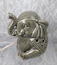 Elephant Wax Warmer Tart Burner Oil  W/ Inverted Bottom Better Homes &amp; G... - $371.09 MXN
