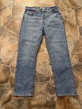 Levis Button Fly Women’s High Wedgie Straight Stretch Denim Jeans!!(31x28) - $28.49