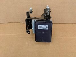OEM Chevy Silverado ABS Anti-Lock Brake Control Module 84384398 - $98.01