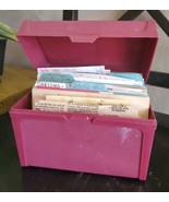 Vintage  Recipe Box With Old Recipes Handwritten and Clipped recipe - €16,35 EUR
