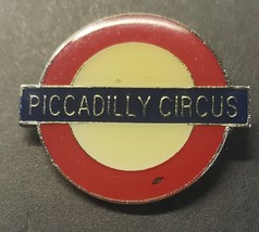 Vintage 1970&#39;s Piccadilly Circus Lapel Hat Pin - £15.66 GBP