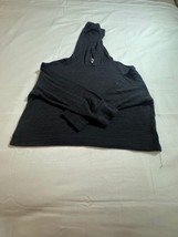 Old Navy Women’s Gray Cotton Blend Short Hoodie Pullover Sweatshirt Size 8 - $14.84