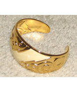 Vintage Costume Jewelry Goldtone/Faux Ivory Cuff Bracelet - $7.95