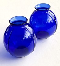 Vintage Cobalt Blue Glass Vase 5&quot; Tall Globe Sphere 4 Ribbed Bud Vase Set Of 2 - £50.33 GBP