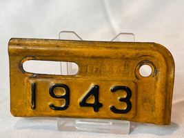 1943 Metal Year Tag Automobile Car Truck License Plate Registration #168448 - £23.49 GBP