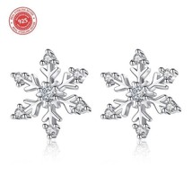 925 Sterling Silver stud earrings snowflake with Cubic Zirconia DLES1191 - £10.94 GBP