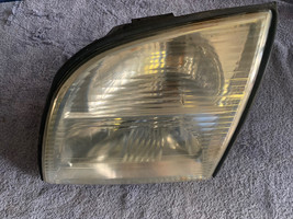 02 03 04 05  Mercury Mountaineer left drivers headlight assembly 1L2X-13006-E  - $34.16