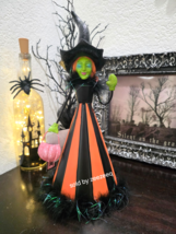 Ghoulish Halloween Green Witch Holding Pink Pumkin Purse Figurine Figure... - $48.99