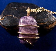 SALE Grape Purple Russian Charoite Pendant Bronze Merlin&#39;s Gold #45 - €38,48 EUR