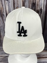 New Era 59fifty Los Angeles Dodgers LA White &amp; Black Fitted Hat - 6 5/8 - £7.63 GBP